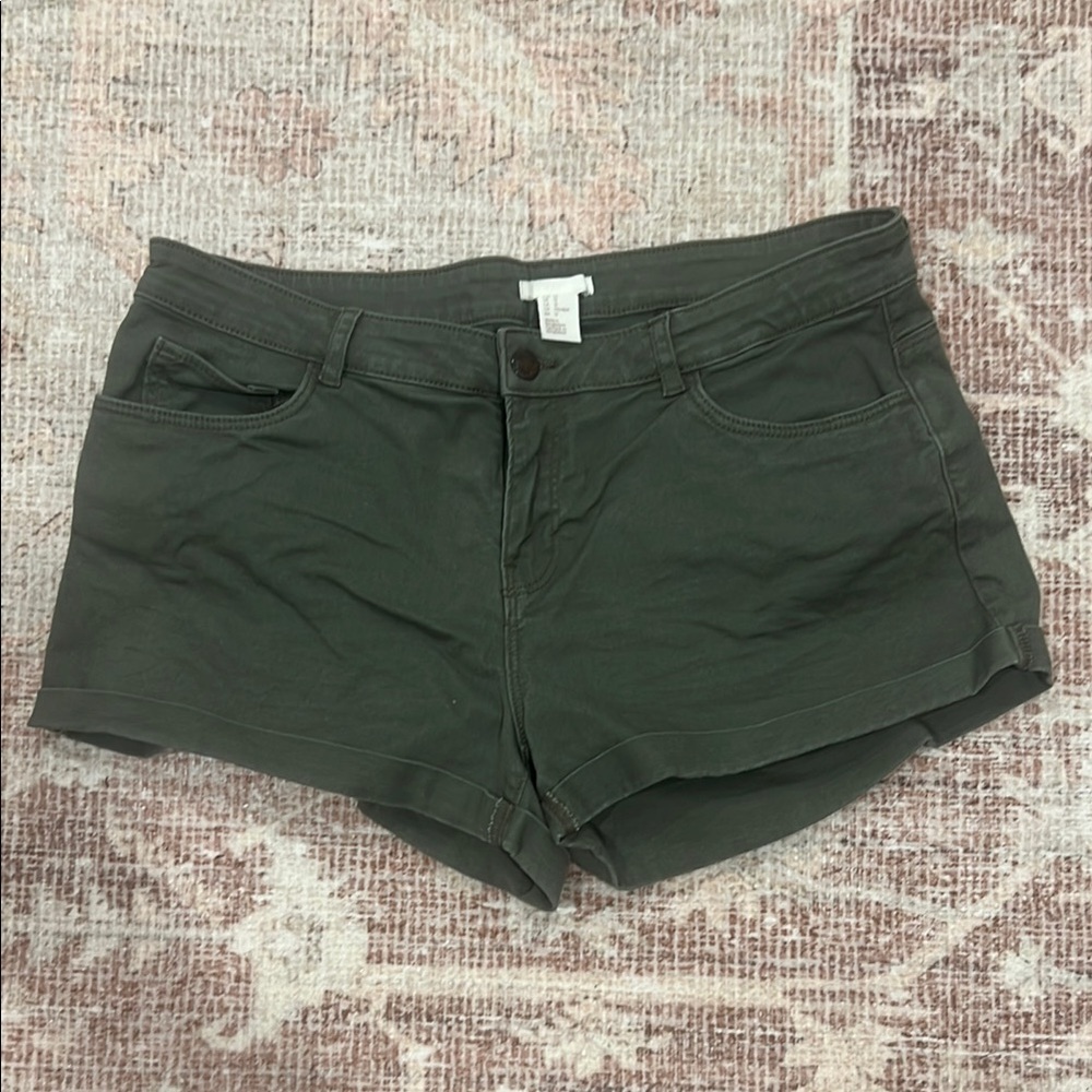 H&M Green Jean Shorts Casual Style